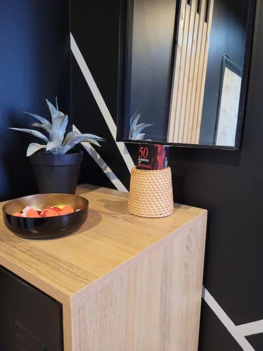 Love Room, La Douce Angevine Angers Exterior photo